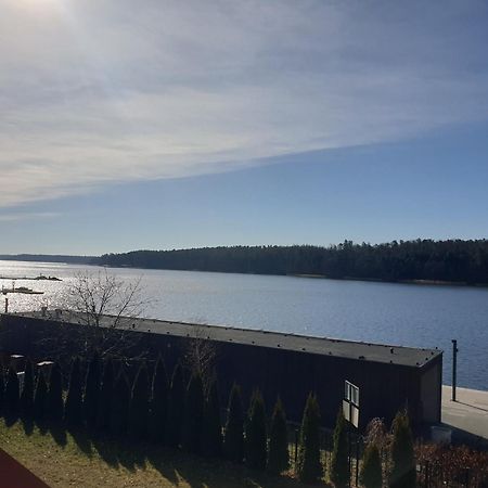 Dom Nad Jeziorem Mikolajki Exteriér fotografie
